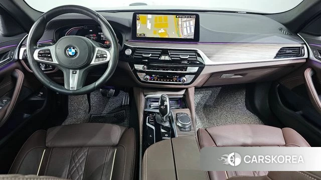 BMW 5 Series (G30) id 3828205 из Кореи 17