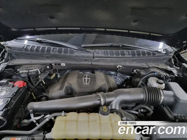 Lincoln Navigator 4th generation id 2710069 из Кореи 17