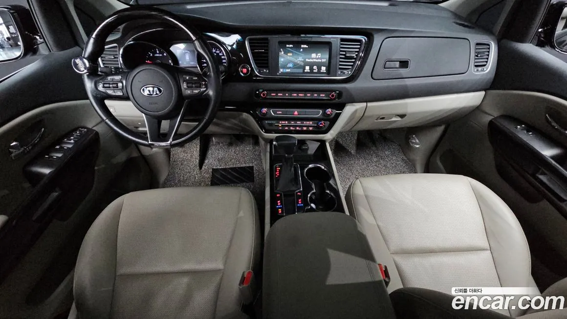 Kia The New Carnival id 2171392 из Кореи 17