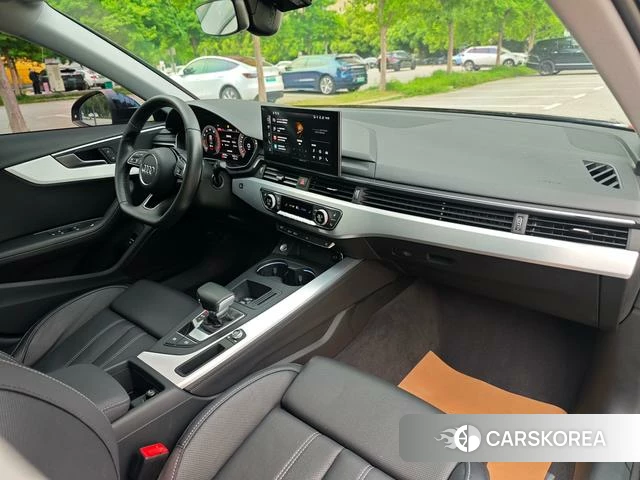 Audi A4L id 4256789 из Китая 8