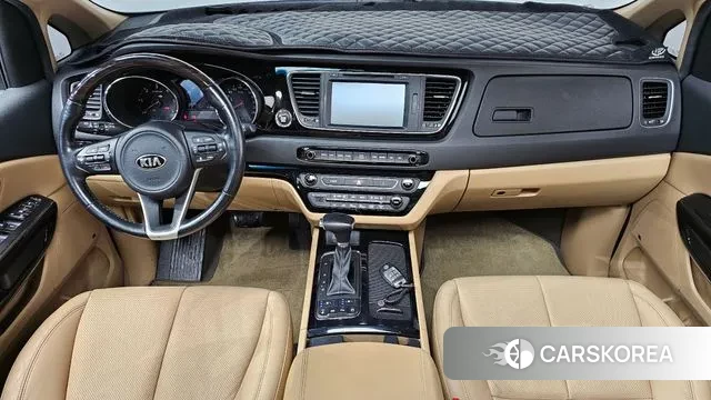 Kia All New Carnival id 3465136 из Кореи 17