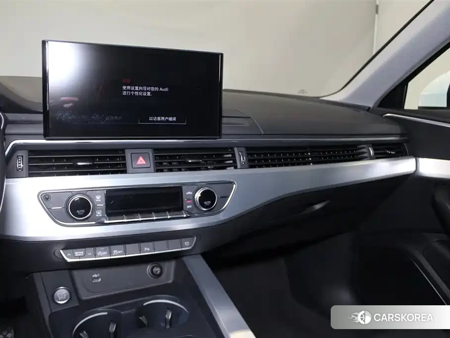 Audi A4L id 4599615 из Китая 10