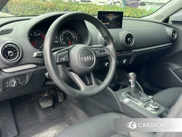 Audi A3 id 4236297 из Китая 17