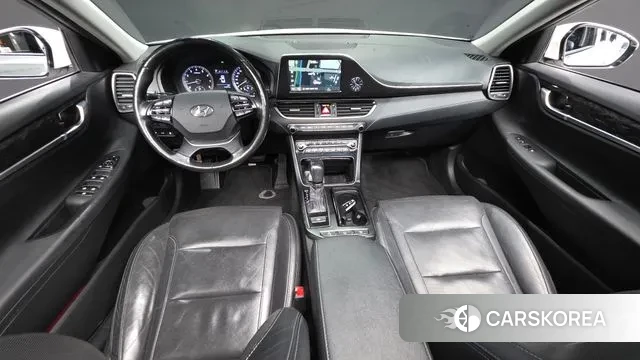 Hyundai Grandeur IG id 3728621 из Кореи 17