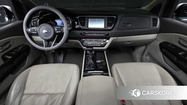 Kia All New Carnival id 4372120 из Кореи 17