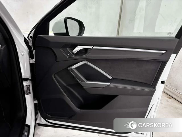 Audi Q3 id 4261421 из Китая 29