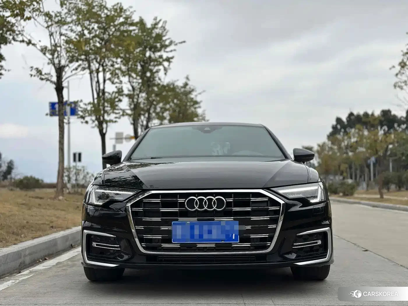 Audi A6L id 4546103 из Китая 7
