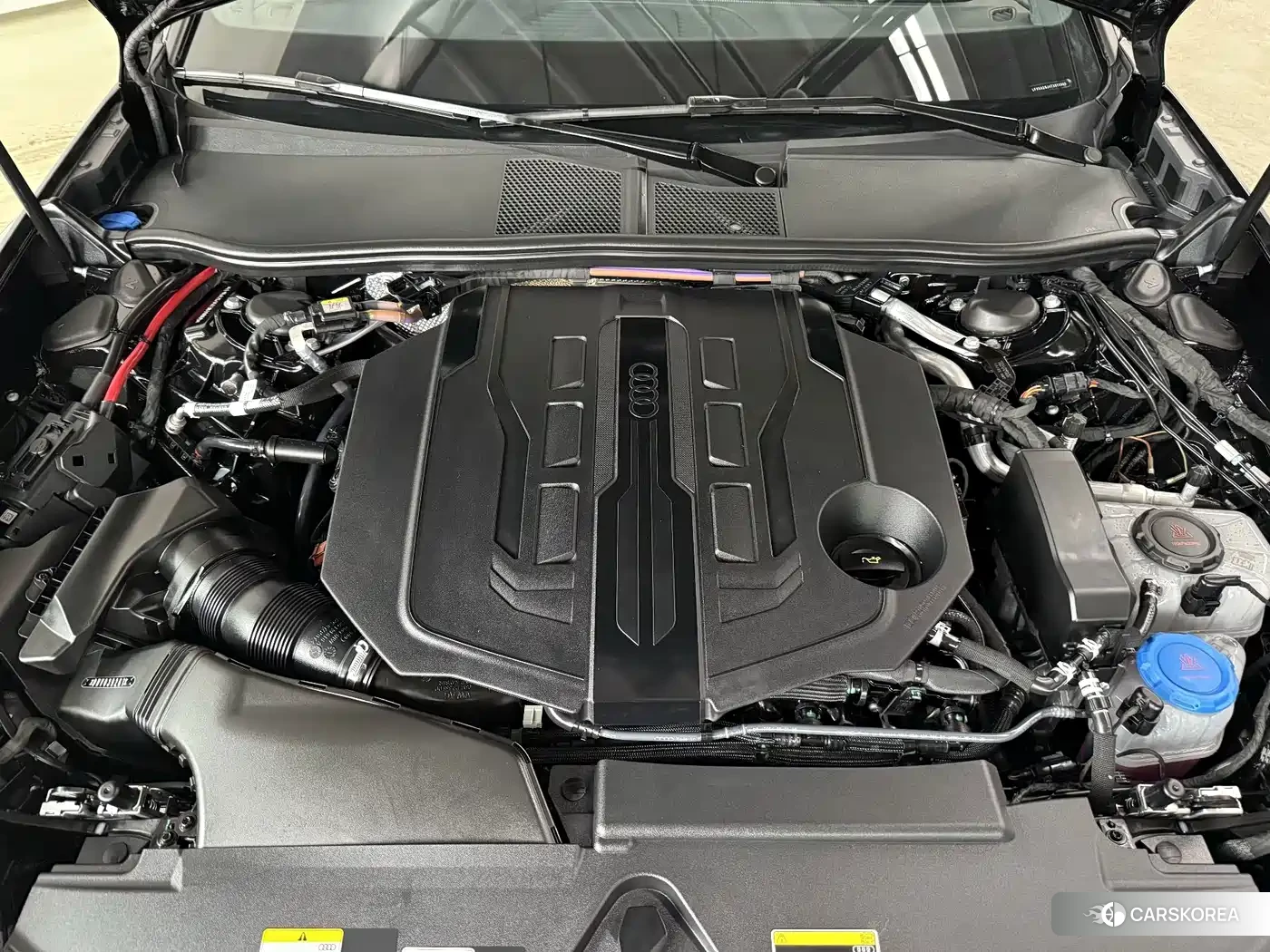 Audi A6L id 4680735 из Китая 7