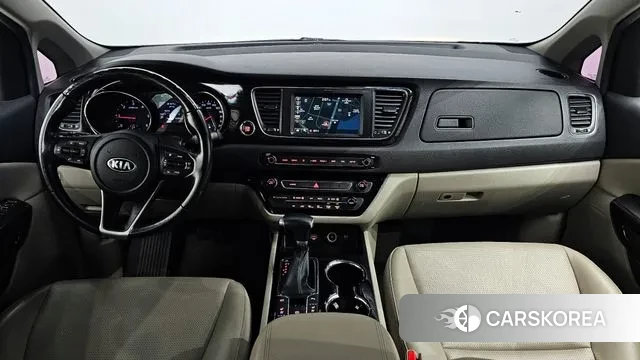 Kia The New Carnival id 3396235 из Кореи 17