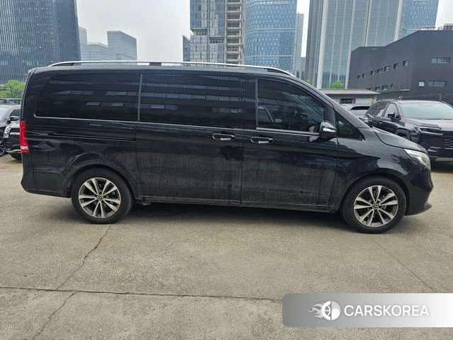 Mercedes-Benz V-class id 4260018 из Китая 14