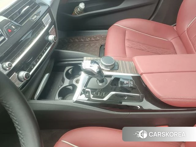 BMW 5 series id 4278290 из Китая 8
