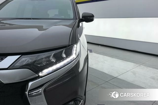 Mitsubishi  Outlander id 4212433 из Китая 14