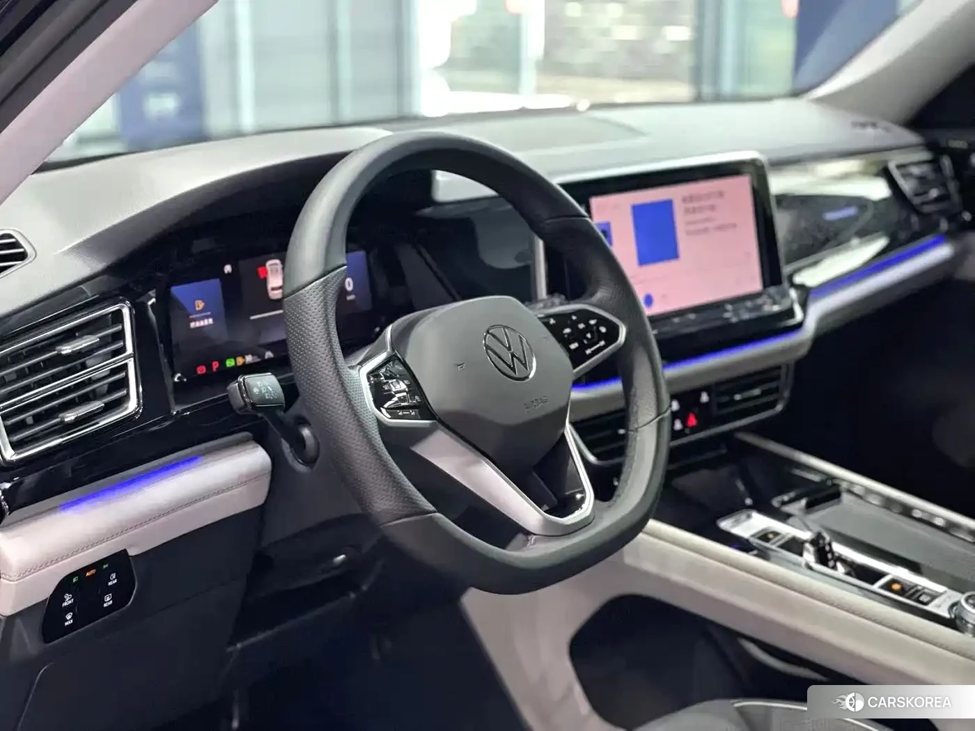 Volkswagen Touareg id 4679946 из Китая 7