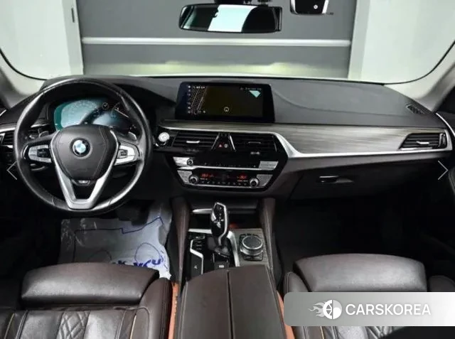 BMW 5 Series (G30) id 2902625 из Кореи 17