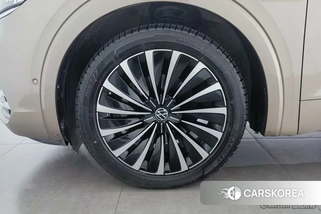 Volkswagen Weiran id 4258849 из Китая 21