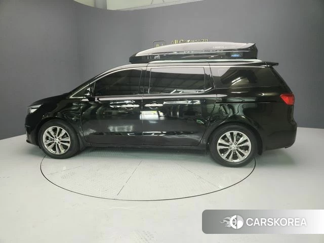 Kia All New Carnival id 4694267 из Кореи 17