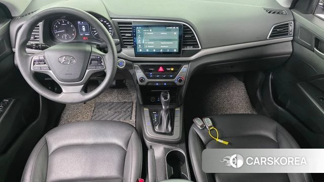 Hyundai Avante AD id 3966614 из Кореи 17