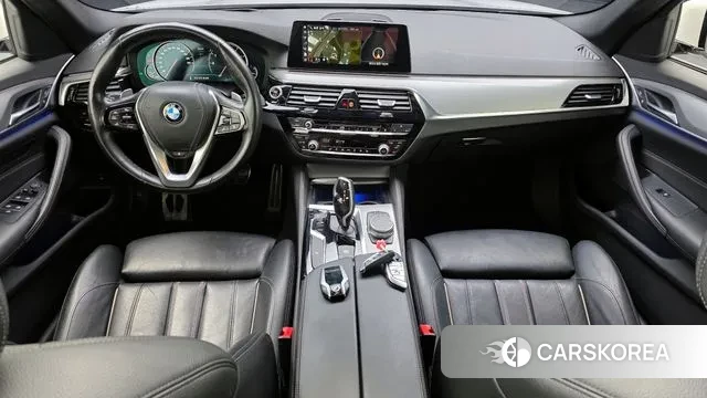 BMW 5 Series (G30) id 3672829 из Кореи 17