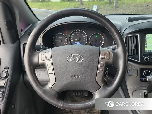 Hyundai The New Grand Starex id 4298868 из Кореи 17