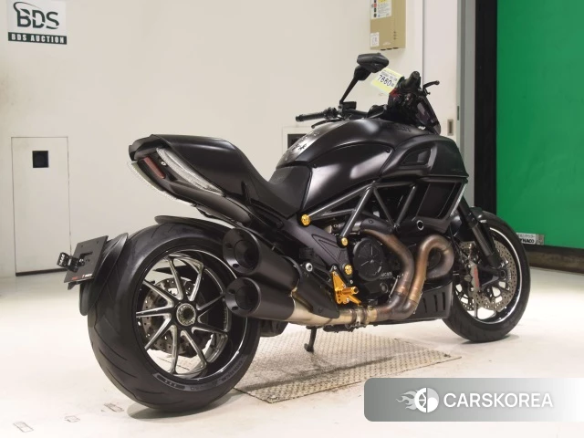 Проданный Ducati DIAVEL DARK 2015 из Японии, фото 3