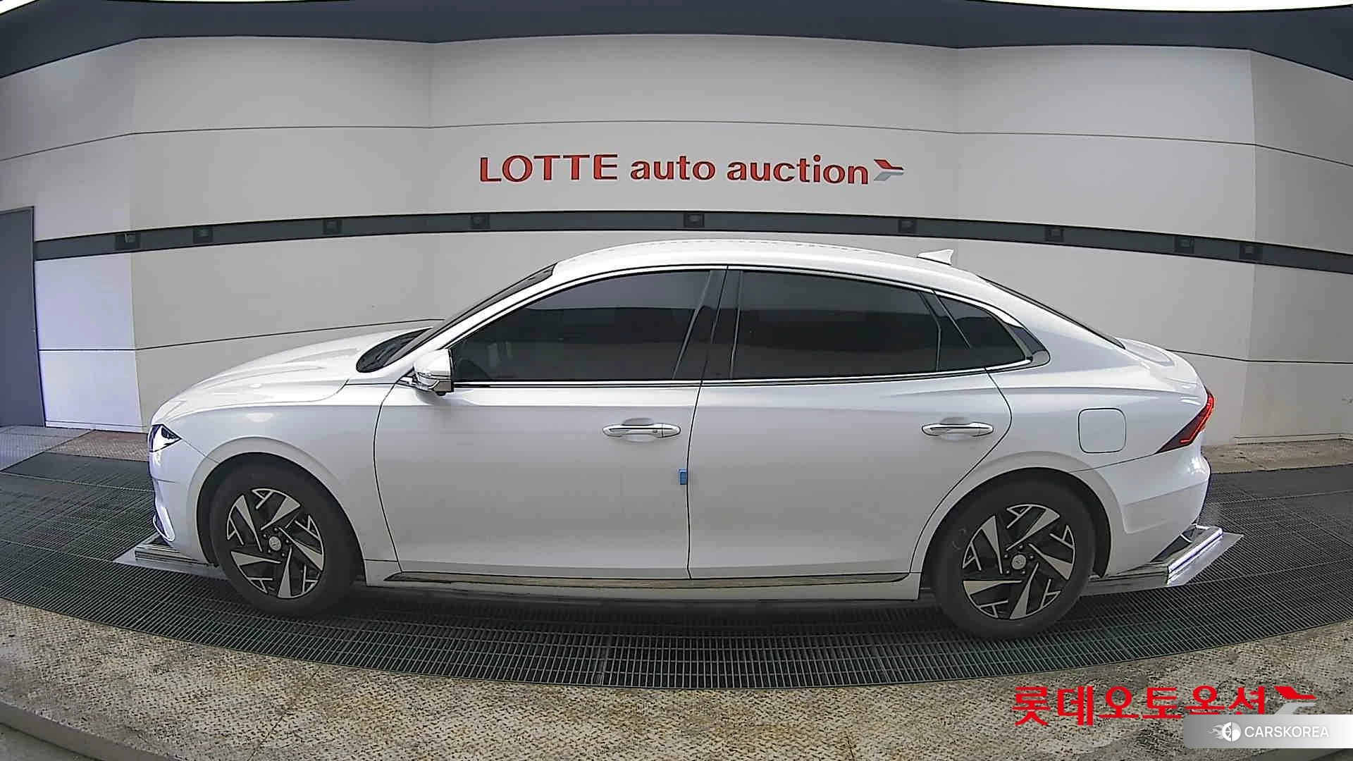 Hyundai Grandeur Hybrid id 3882009 из Кореи 35