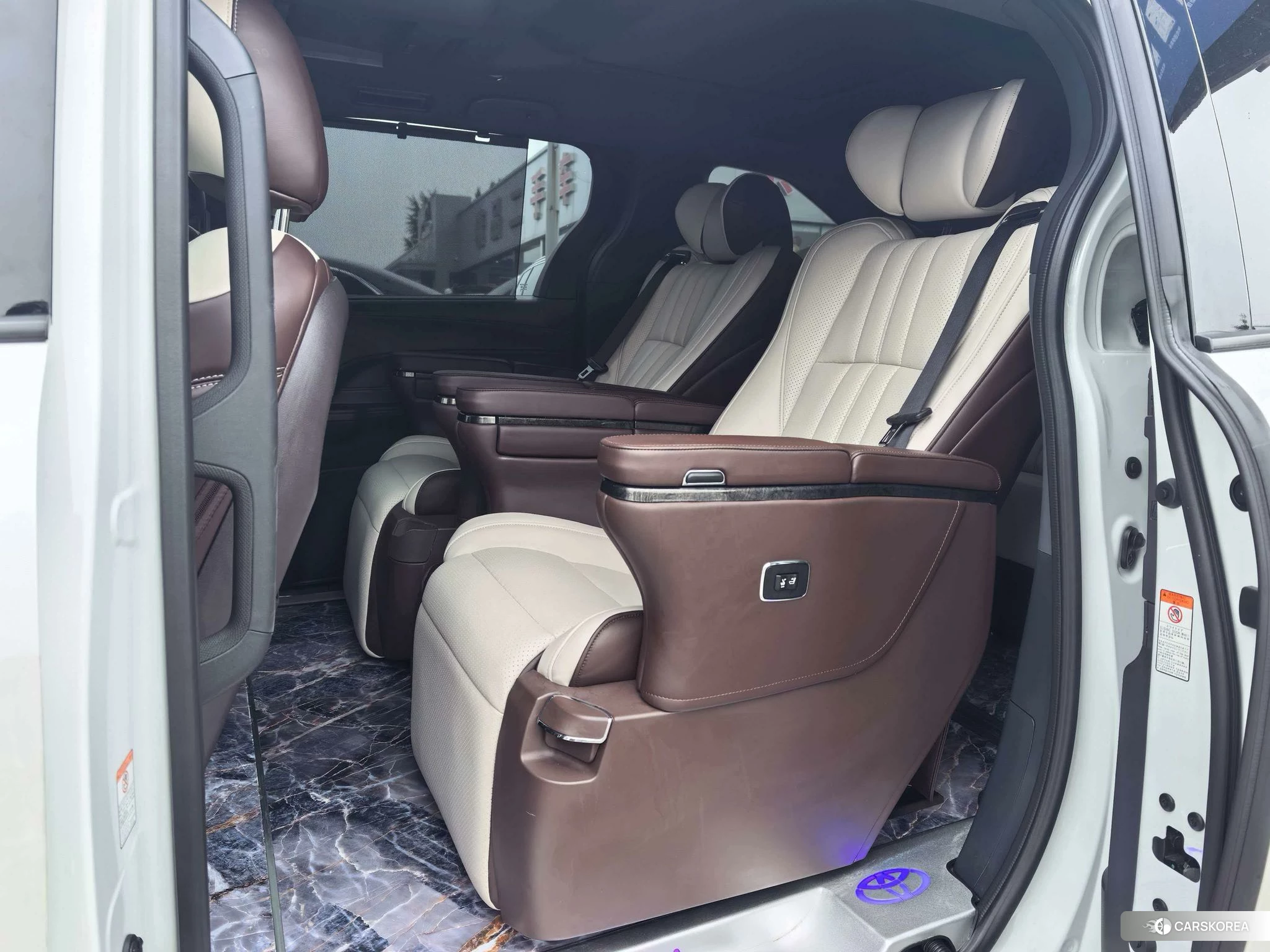 Toyota Grevia id 4455887 из Китая 15