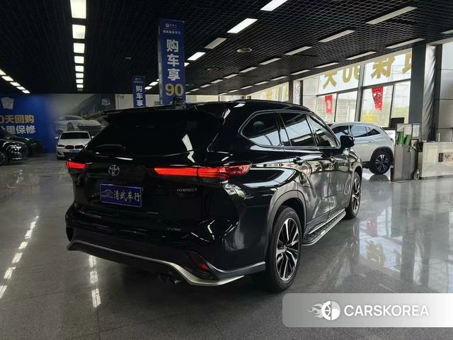 Toyota Crown Lufang id 4276508 из Китая 13