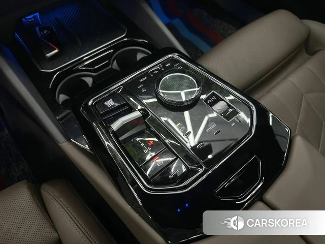 BMW 5 Series (G60) id 4186114 из Кореи 14