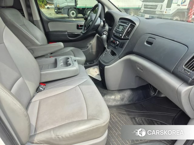 Hyundai The New Grand Starex id 4551537 из Кореи 12