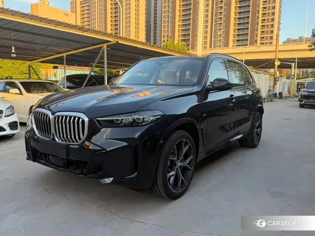 BMW X5 id 4686099 из Китая 28