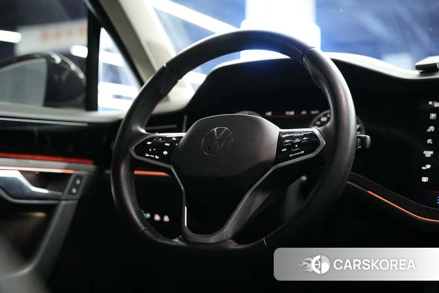 Volkswagen Touareg id 4240640 из Китая 23