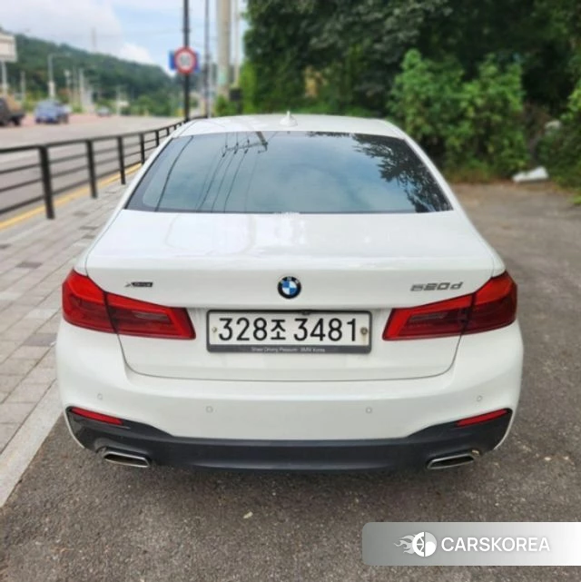 BMW 5 Series (G30) id 4914492 из Кореи 14