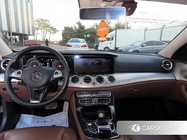 Mercedes-Benz E-Class W213 id 3464996 из Кореи 17