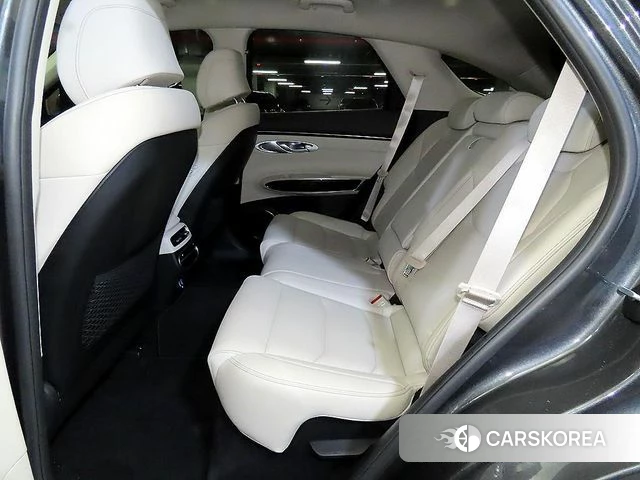 Genesis GV70 id 3865990 из Кореи 17