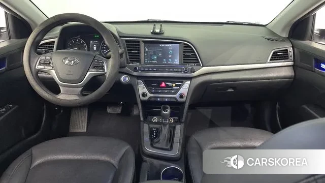 Hyundai Avante AD id 3766791 из Кореи 17