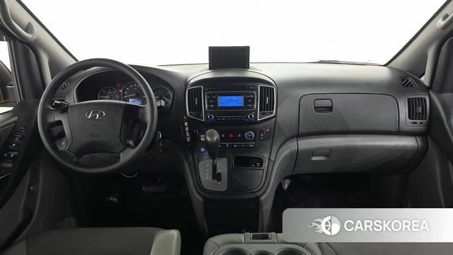 Hyundai The New Grand Starex id 3899561 из Кореи 17