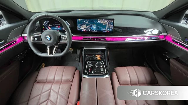 BMW 7 Series (G70) id 3870038 из Кореи 17