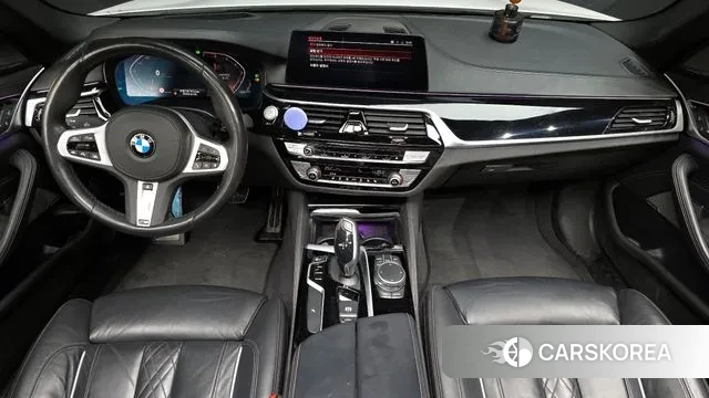 BMW 5 Series (G30) id 3661146 из Кореи 17