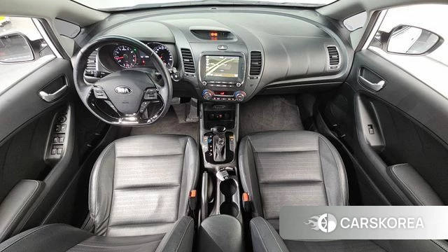 Kia The New K3 id 3925119 из Кореи 17