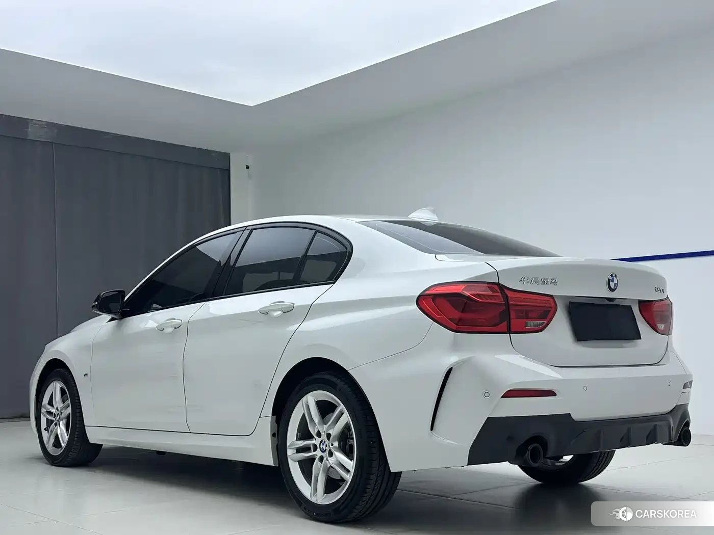 BMW 1 series id 4578359 из Китая 18