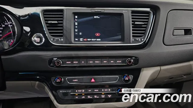 Kia All New Carnival id 2699355 из Кореи 17