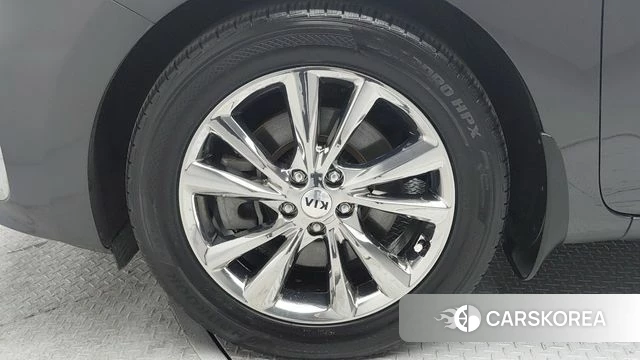 Kia The New Carnival id 4727599 из Кореи 17