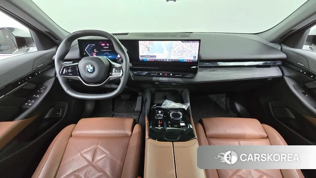 BMW 5 Series (G60) id 4528078 из Кореи 32