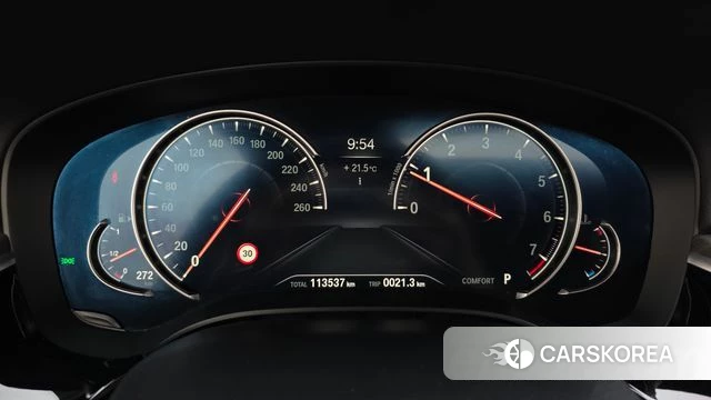 BMW 5 Series (G30) id 4502850 из Кореи 29