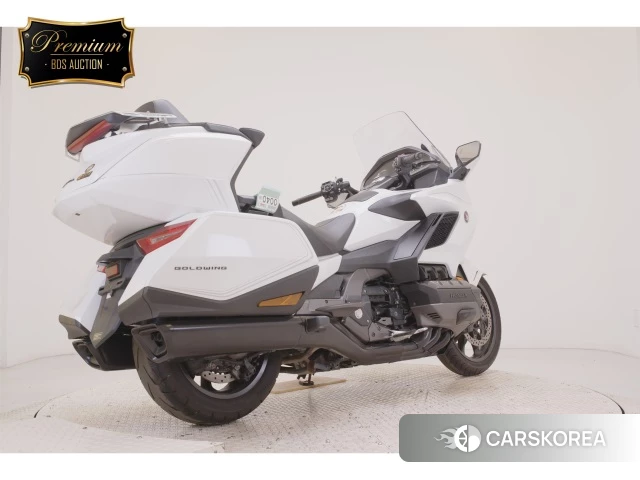 Проданный Honda GL1800 TOUR DCT 2020 из Японии, фото 5
