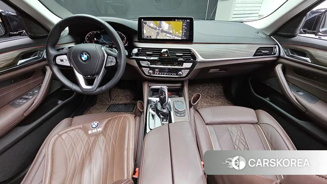 BMW 5 Series (G30) id 4422459 из Кореи 17