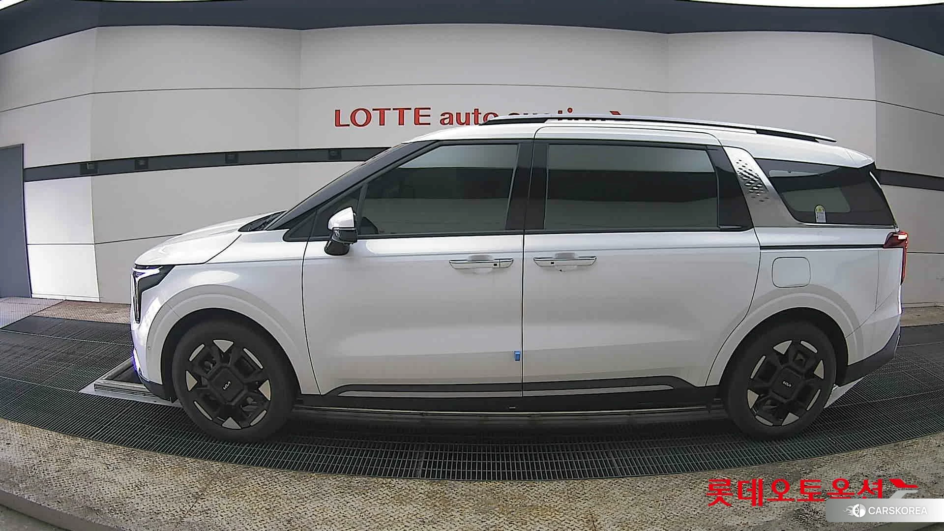 Kia Carnival Hybrid id 3888408 из Кореи 34