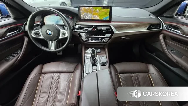 BMW 5 Series (G30) id 3616361 из Кореи 17