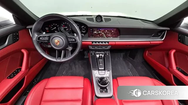 Porsche 911(992) id 3353618 из Кореи 17