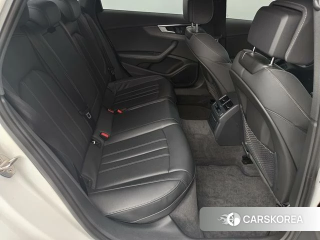 Audi A4L id 4213012 из Китая 8
